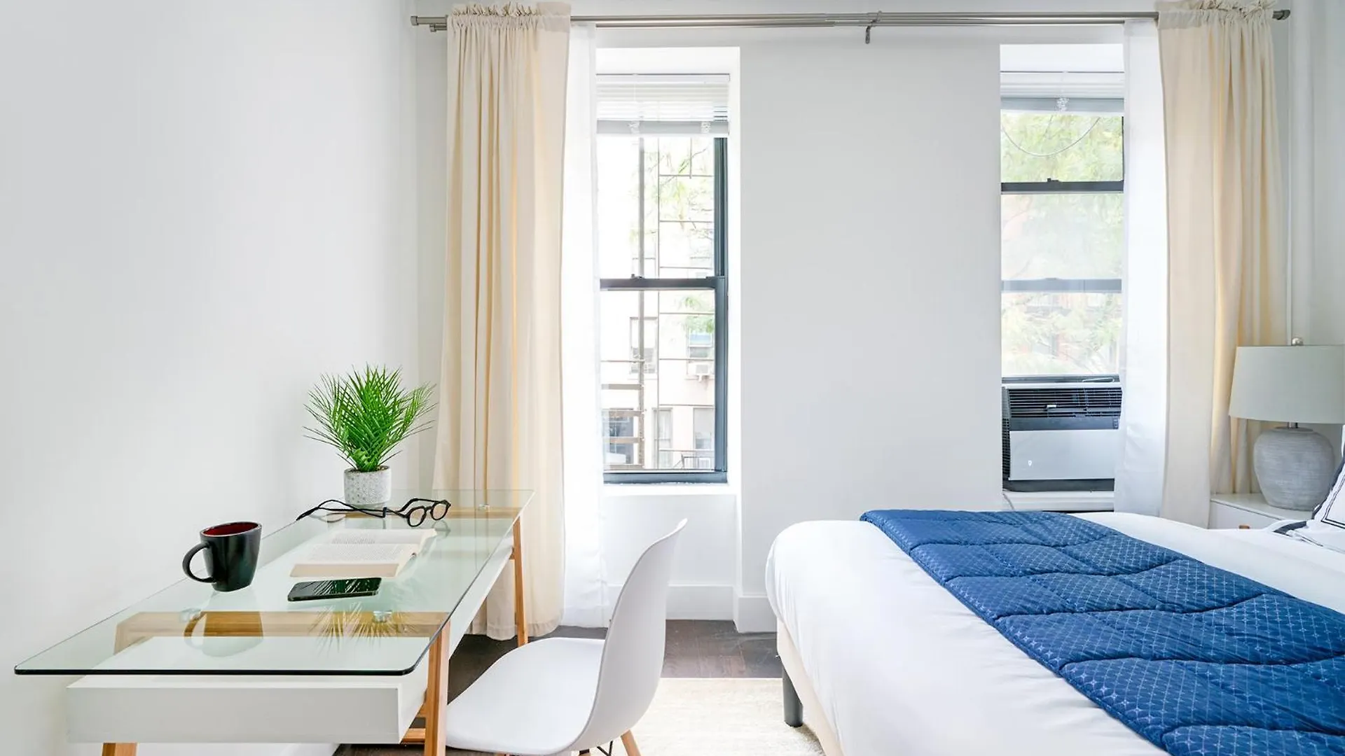 444-2C Newly Renovated 1Br In Hell'S Kitchen Apartment New York