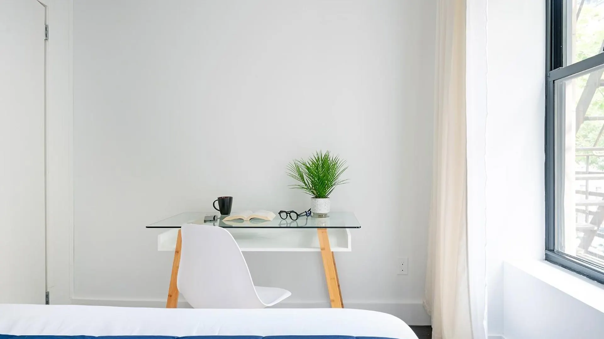 444-2C Newly Renovated 1Br In Hell'S Kitchen Apartment New York
